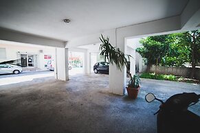 Apartment on Nikaias 5