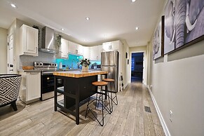 The Bloorcourt Stays