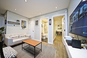 The Bloorcourt Stays