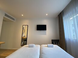 Oskar Hotel