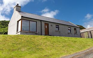 Makem's Self Catering Cottage