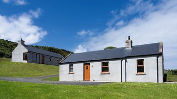 Makem's Self Catering Cottage