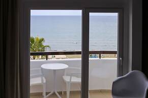 Les Palmiers Luxury Suites