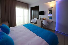 Les Palmiers Luxury Suites