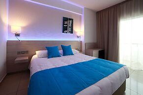 Les Palmiers Luxury Suites