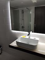 Les Palmiers Petrou Apartments