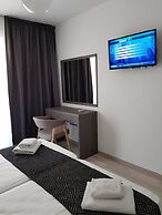 Les Palmiers Petrou Apartments