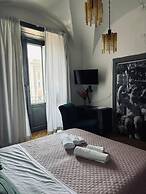 Agatha Hotel