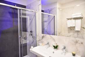 Pompei Inn Ruins Luxury Suites