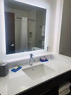 Holiday Inn Express & Suites Elko by IHG