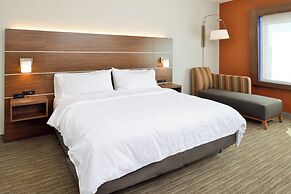 Holiday Inn Express & Suites Elko by IHG