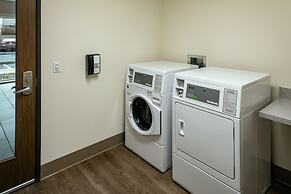 Holiday Inn Express & Suites Medford by IHG