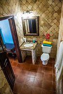 West End Dive Resort