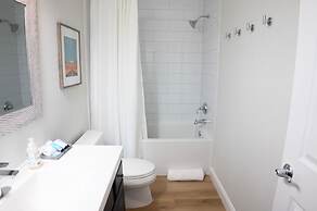 Vista Cay Resort by Your Vista Cay