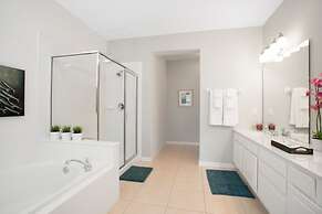 Vista Cay Resort by Your Vista Cay