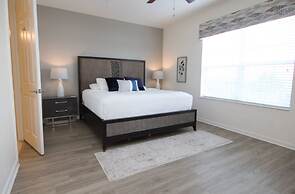 Vista Cay Resort by Your Vista Cay