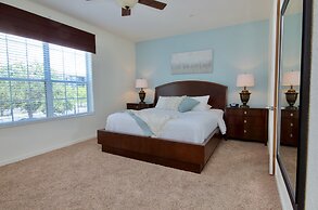 Vista Cay Resort by Your Vista Cay