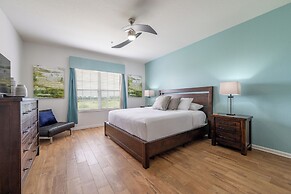 Vista Cay Resort by Your Vista Cay