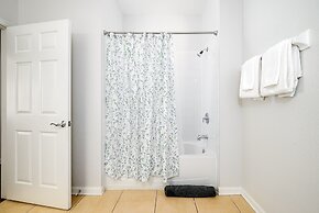 Vista Cay Resort by Your Vista Cay