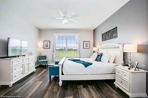 Vista Cay Resort by Your Vista Cay