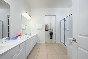 Vista Cay Resort by Your Vista Cay