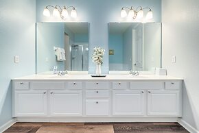 Vista Cay Resort by Your Vista Cay