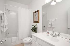 Vista Cay Resort by Your Vista Cay