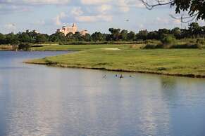 Vista Cay Resort by Your Vista Cay