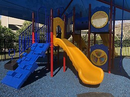 Vista Cay Resort by Your Vista Cay