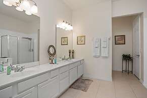 Vista Cay Resort by Your Vista Cay