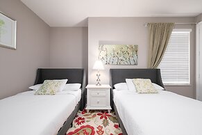 Vista Cay Resort by Your Vista Cay