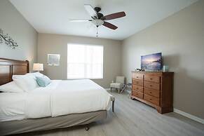 Vista Cay Resort by Your Vista Cay