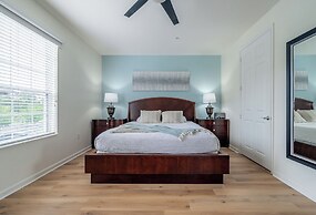 Vista Cay Resort by Your Vista Cay