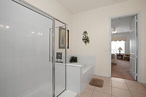 Vista Cay Resort by Your Vista Cay