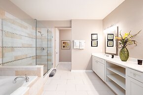 Vista Cay Resort by Your Vista Cay