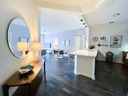 Vista Cay Resort by Your Vista Cay