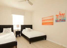 Vista Cay Resort by Your Vista Cay