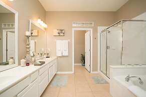 Vista Cay Resort by Your Vista Cay