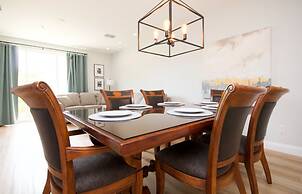 Vista Cay Resort by Your Vista Cay