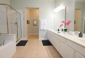 Vista Cay Resort by Your Vista Cay