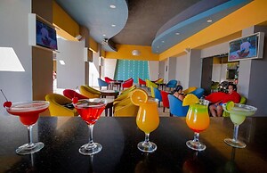 Oceano Palace Beach Resort