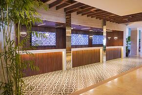 Oceano Palace Beach Resort