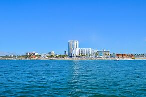 Oceano Palace Beach Resort