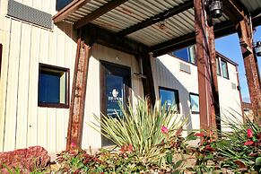 Iron Springs Adventure Resort & RV Park