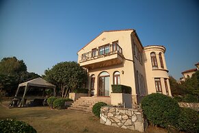 Aijupai Homeparty Dream Villa