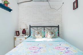 Beijing Drum Tower Luxurious Apartment