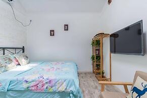 Beijing Drum Tower Luxurious Apartment