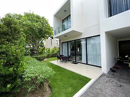 Laguna Park Villas