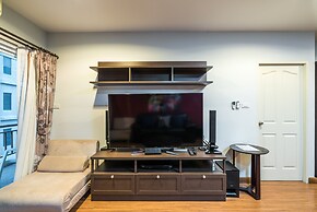 Phuket Villa Condominium by Lofty