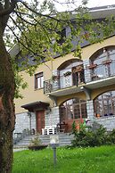 La Menaresta Apartments